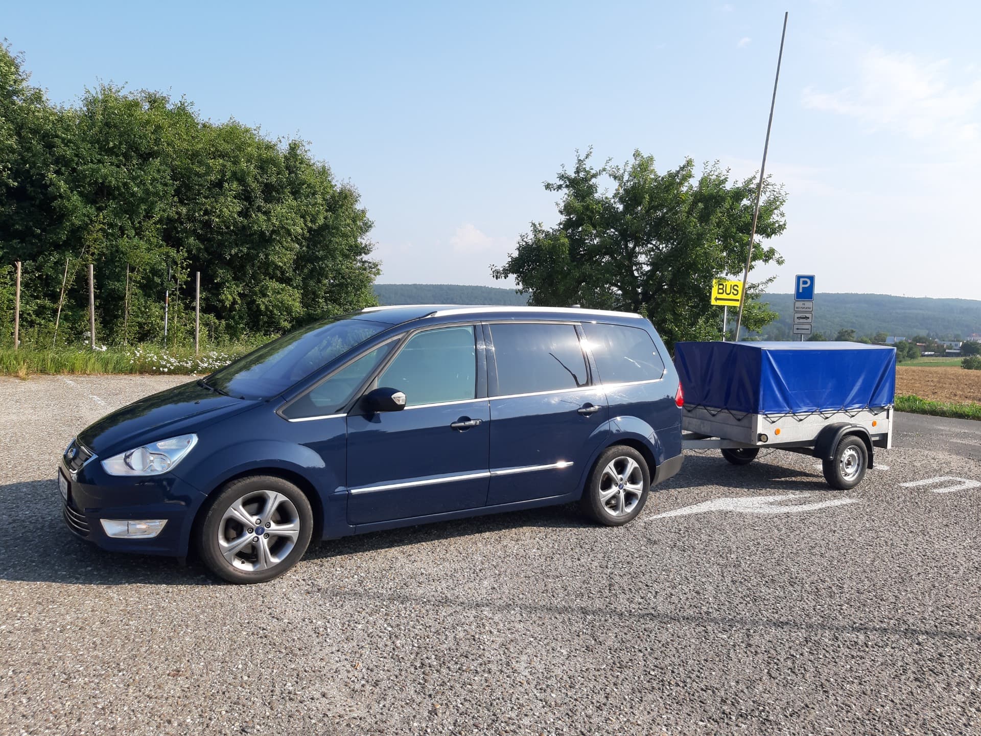 Ford Galaxy interiér