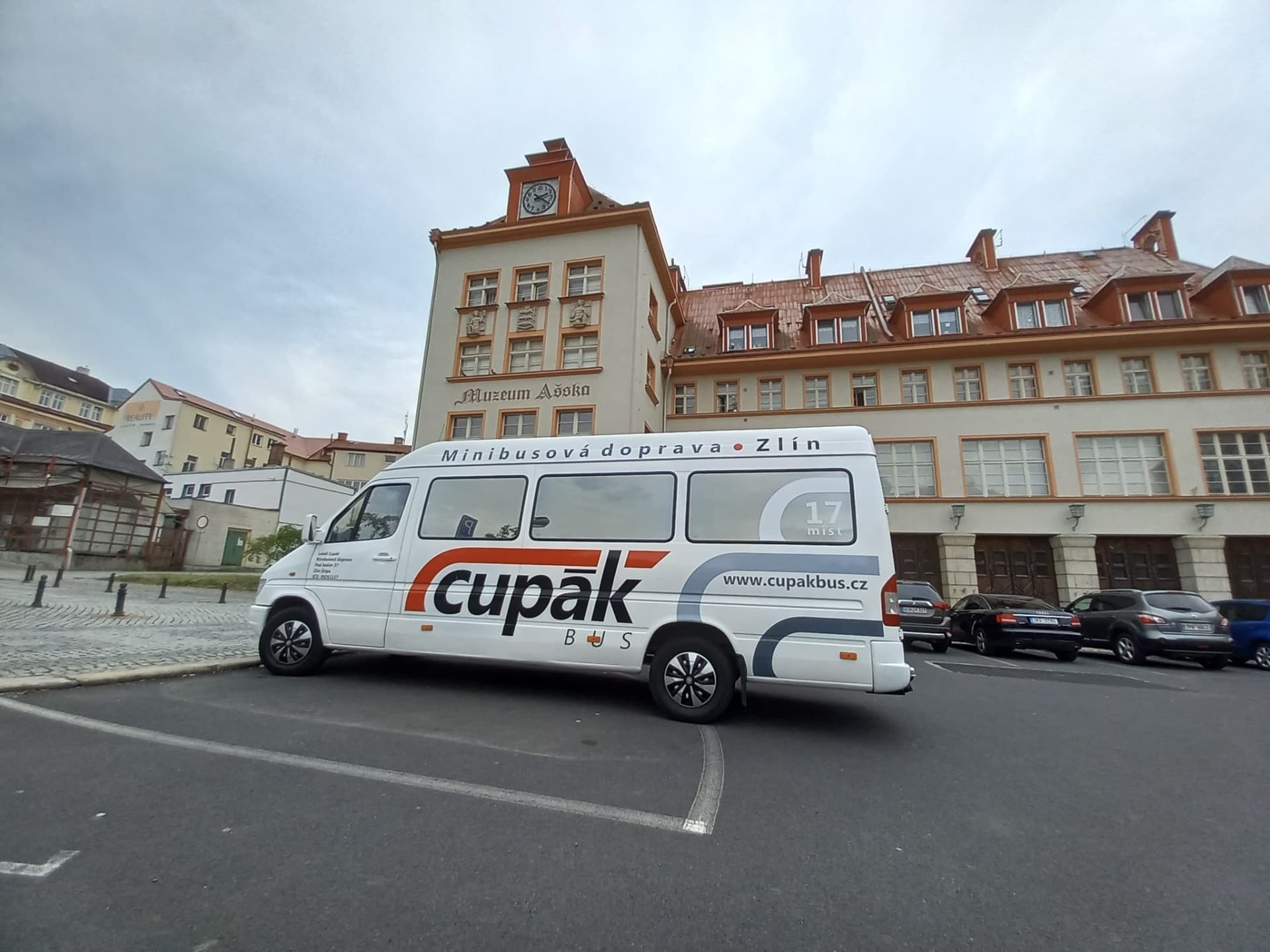 Sprinter 17+1 u moře