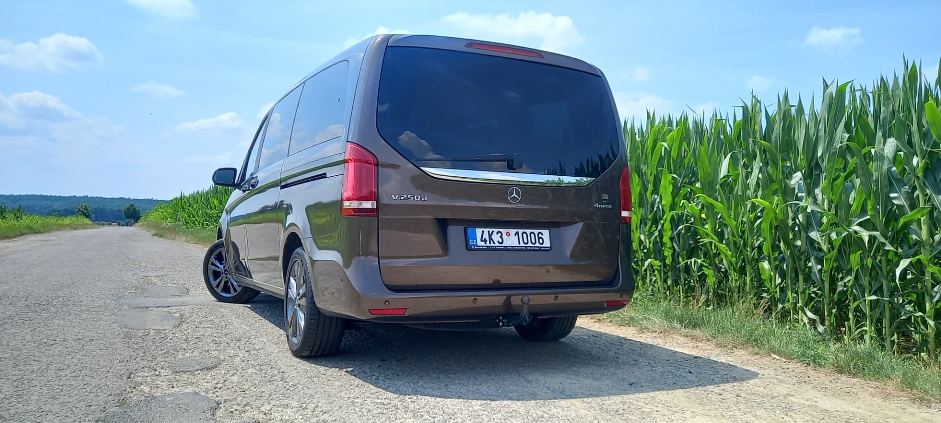 Mercedes-Benz V250 – interiér